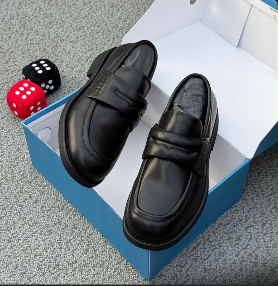 Premium quality shoe
